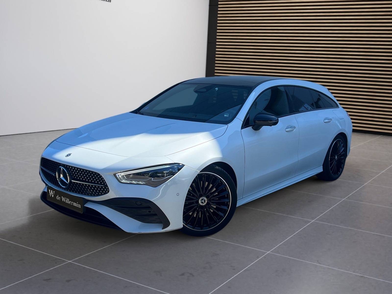 Photo Mercedes-Benz CLA SHOOTING BRAKE CLA 200 d Shooting Brake AMG Line  CLA 200D AMG LINE