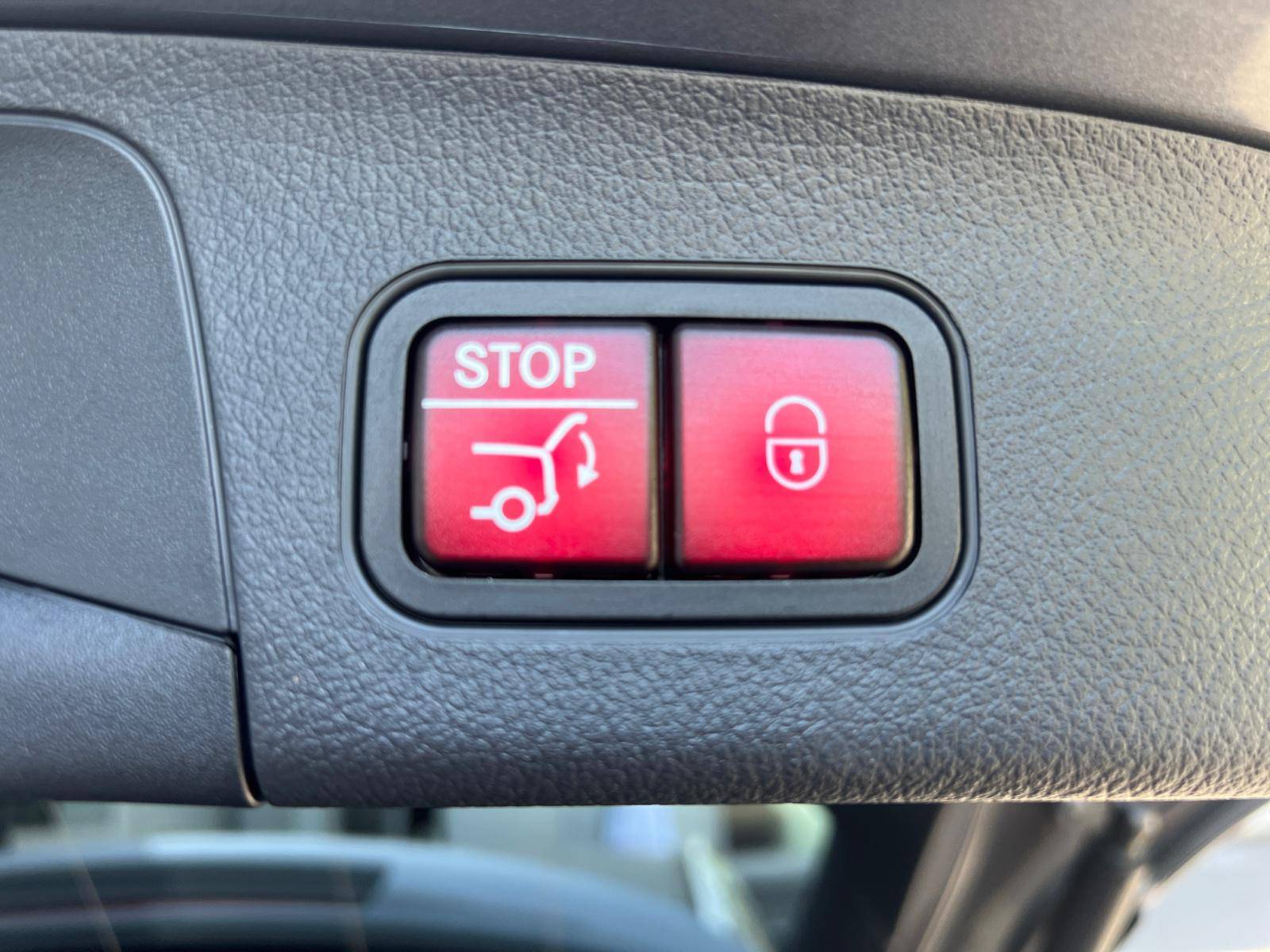 Image Mercedes-Benz GLA 200 d AMG Line  GLA 200 d AMG Line