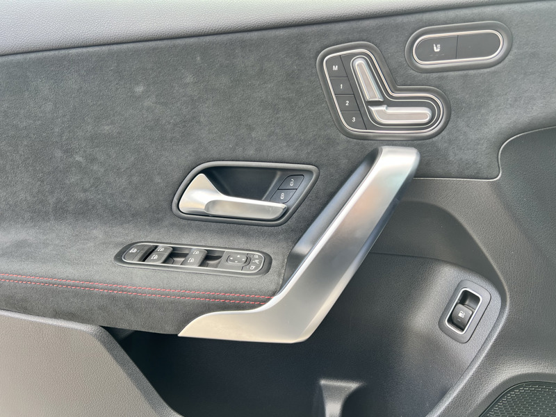 Image Mercedes-Benz CLASSE A 250 e AMG Line  Classe A 250 e Hybrid EQ AMG Line