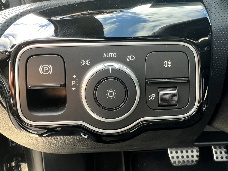 Image Mercedes-Benz CLASSE A 250 e AMG Line  Classe A 250 e Hybrid EQ AMG Line