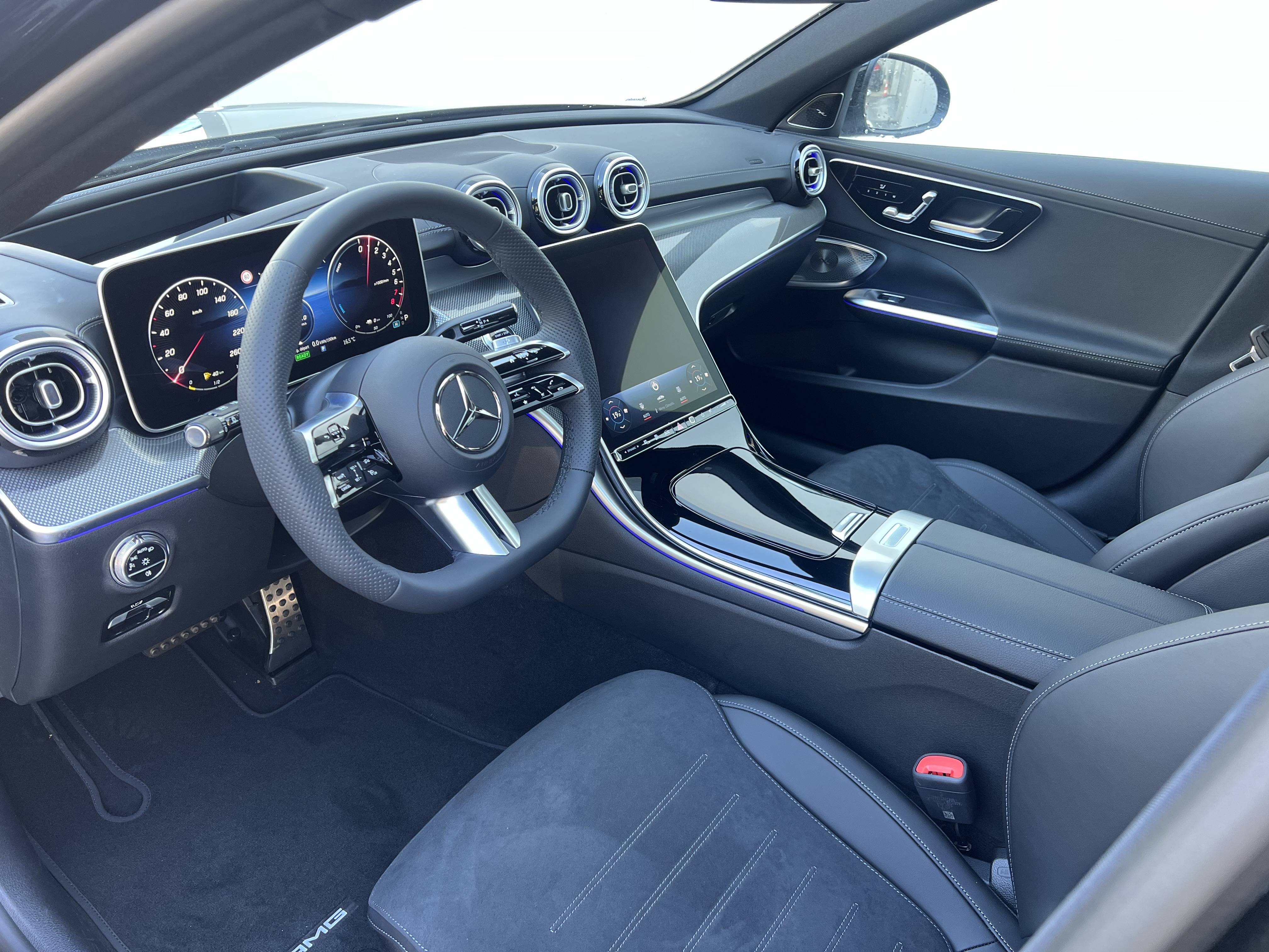 Image Mercedes-Benz CLASSE C BREAK Classe C 300 e Hybrid EQ Break AMG Line  Classe C 300 e Hybrid EQ Break AMG Line