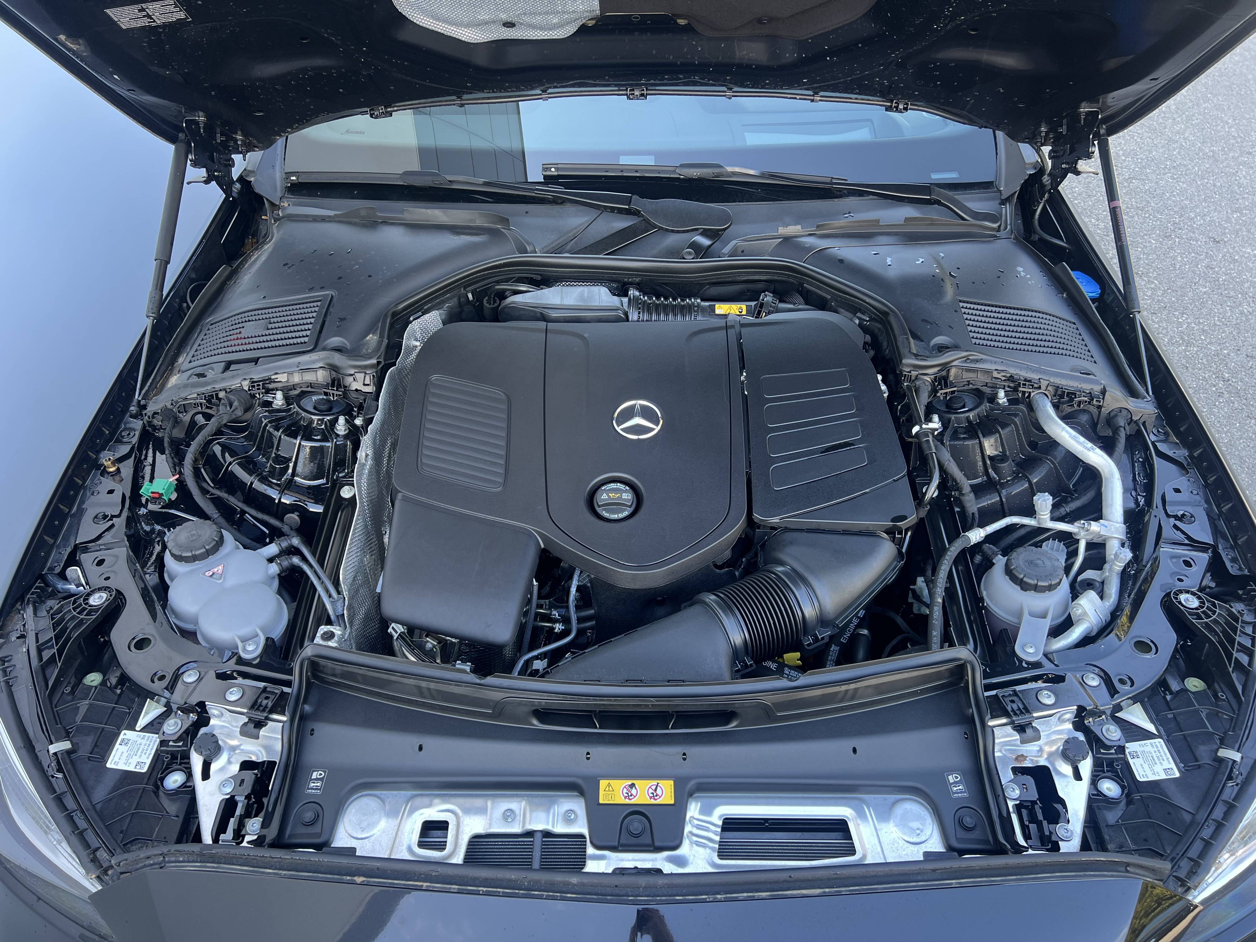 Image Mercedes-Benz CLASSE C BREAK Classe C 300 e Hybrid EQ Break AMG Line  Classe C 300 e Hybrid EQ Break AMG Line