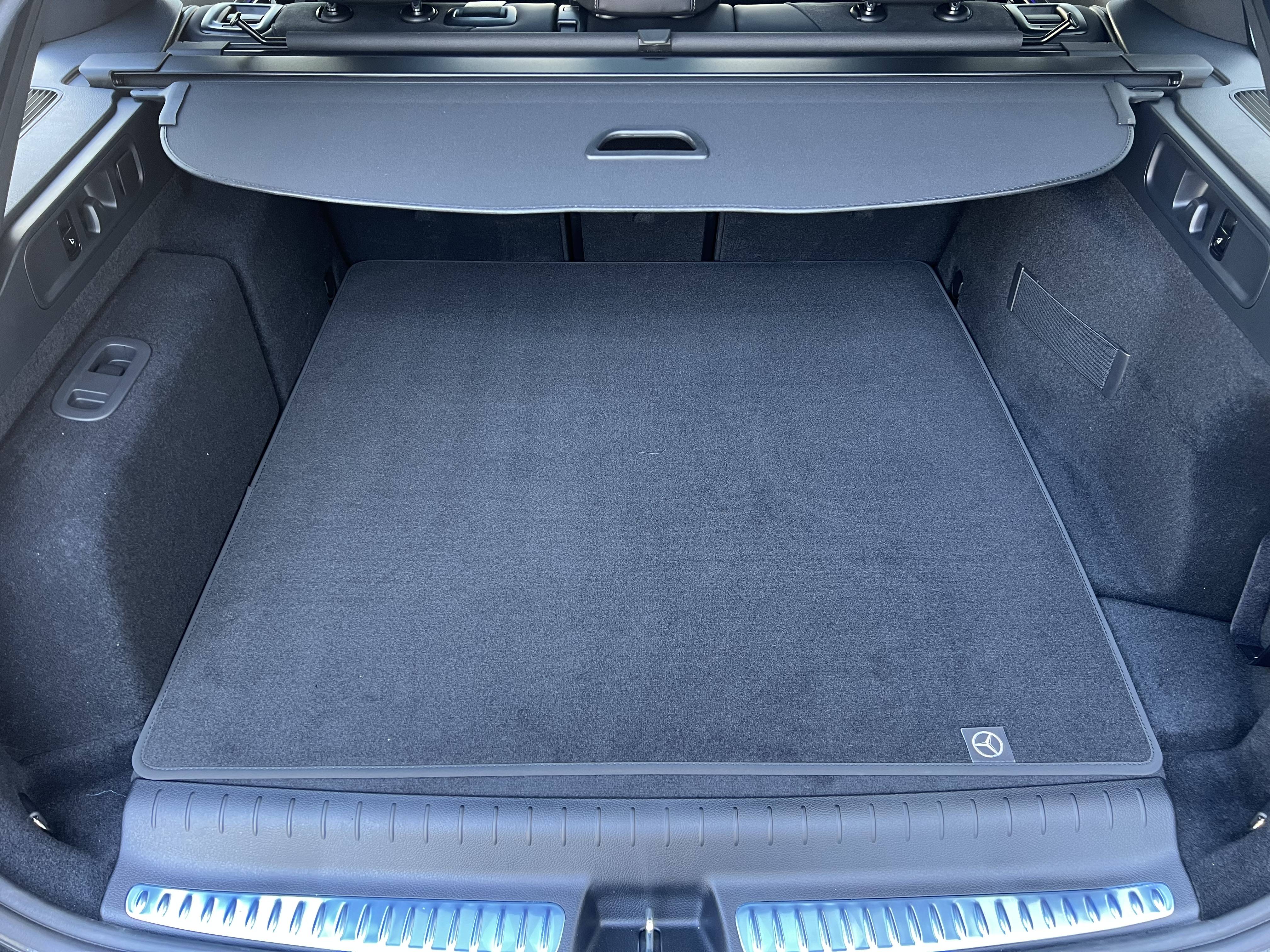 Image Mercedes-Benz CLASSE C BREAK Classe C 300 e Hybrid EQ Break AMG Line  Classe C 300 e Hybrid EQ Break AMG Line