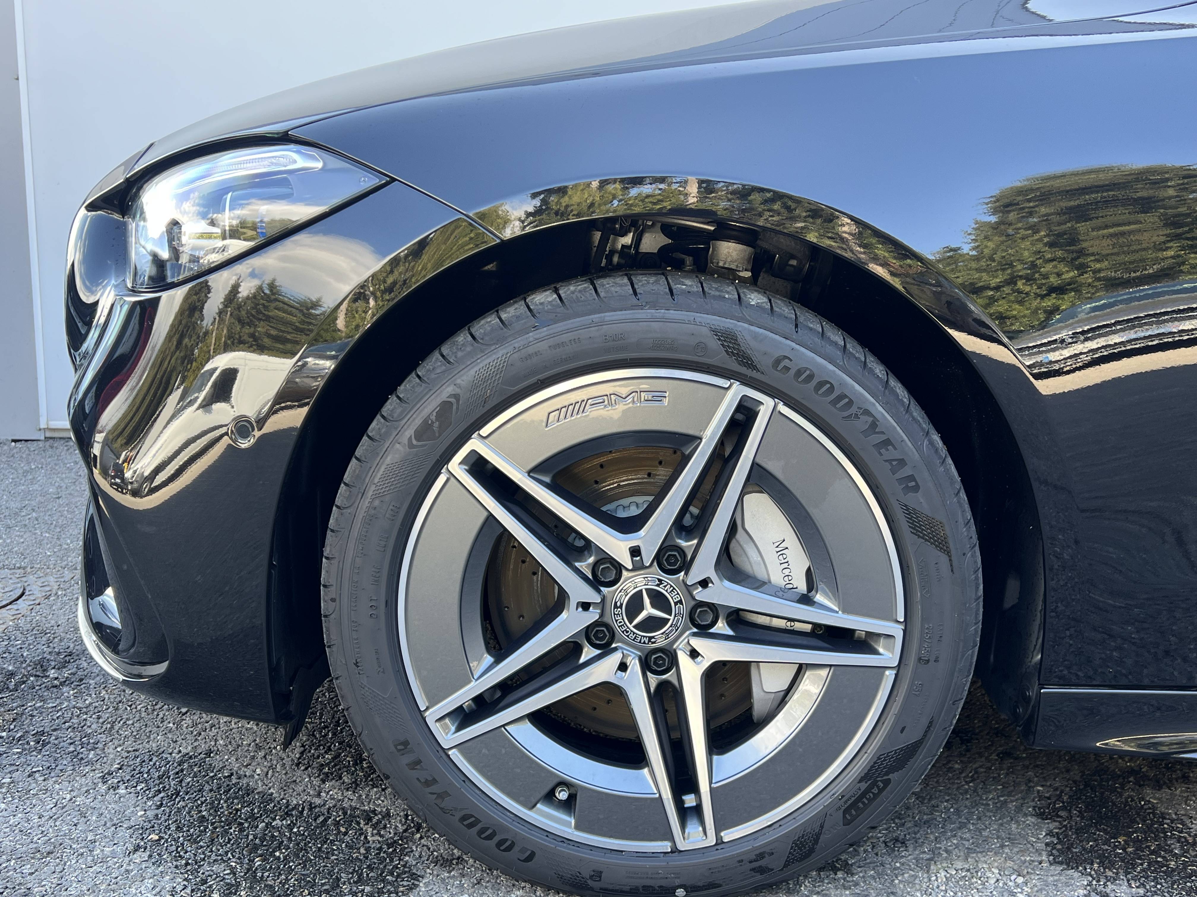 Image Mercedes-Benz CLASSE C BREAK Classe C 300 e Hybrid EQ Break AMG Line  Classe C 300 e Hybrid EQ Break AMG Line