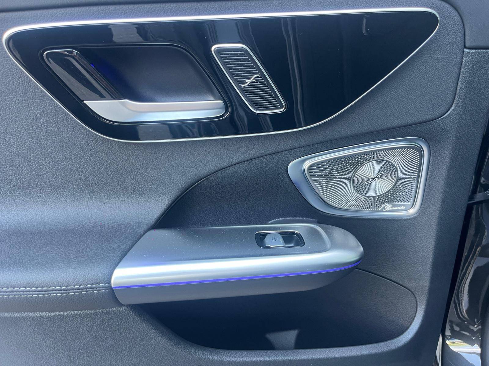 Image Mercedes-Benz CLASSE C BREAK Classe C 300 de Hybrid EQ Break AMG Line  Classe C 300 d e Hybrid EQ Break AMG Line