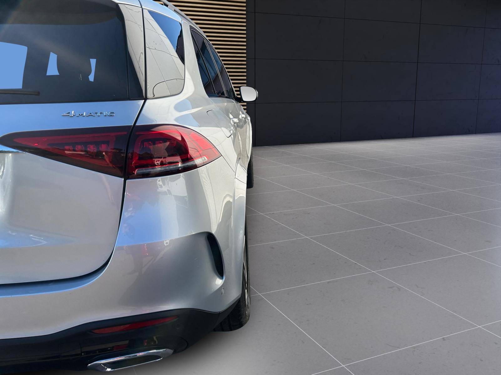 Image Mercedes-Benz GLE 350 de 4MATIC AMG Line  Classe GLE 350 de EQ POWER 9G-Tronic 4Matic AMG Line