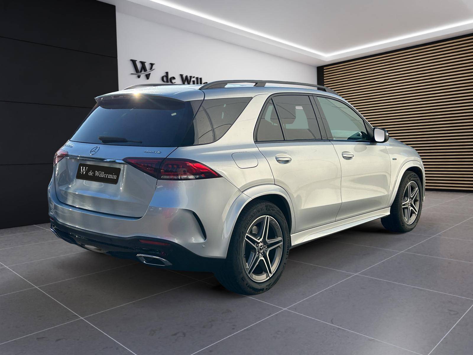 Image Mercedes-Benz GLE 350 de 4MATIC AMG Line  Classe GLE 350 de EQ POWER 9G-Tronic 4Matic AMG Line