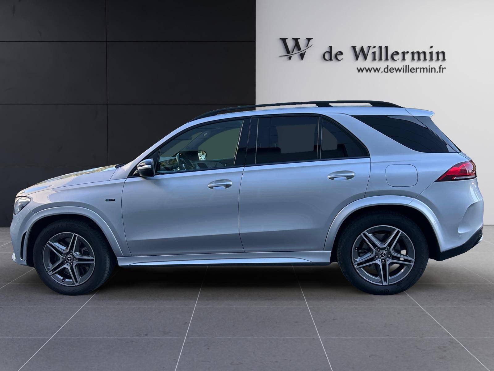 Image Mercedes-Benz GLE 350 de 4MATIC AMG Line  Classe GLE 350 de EQ POWER 9G-Tronic 4Matic AMG Line