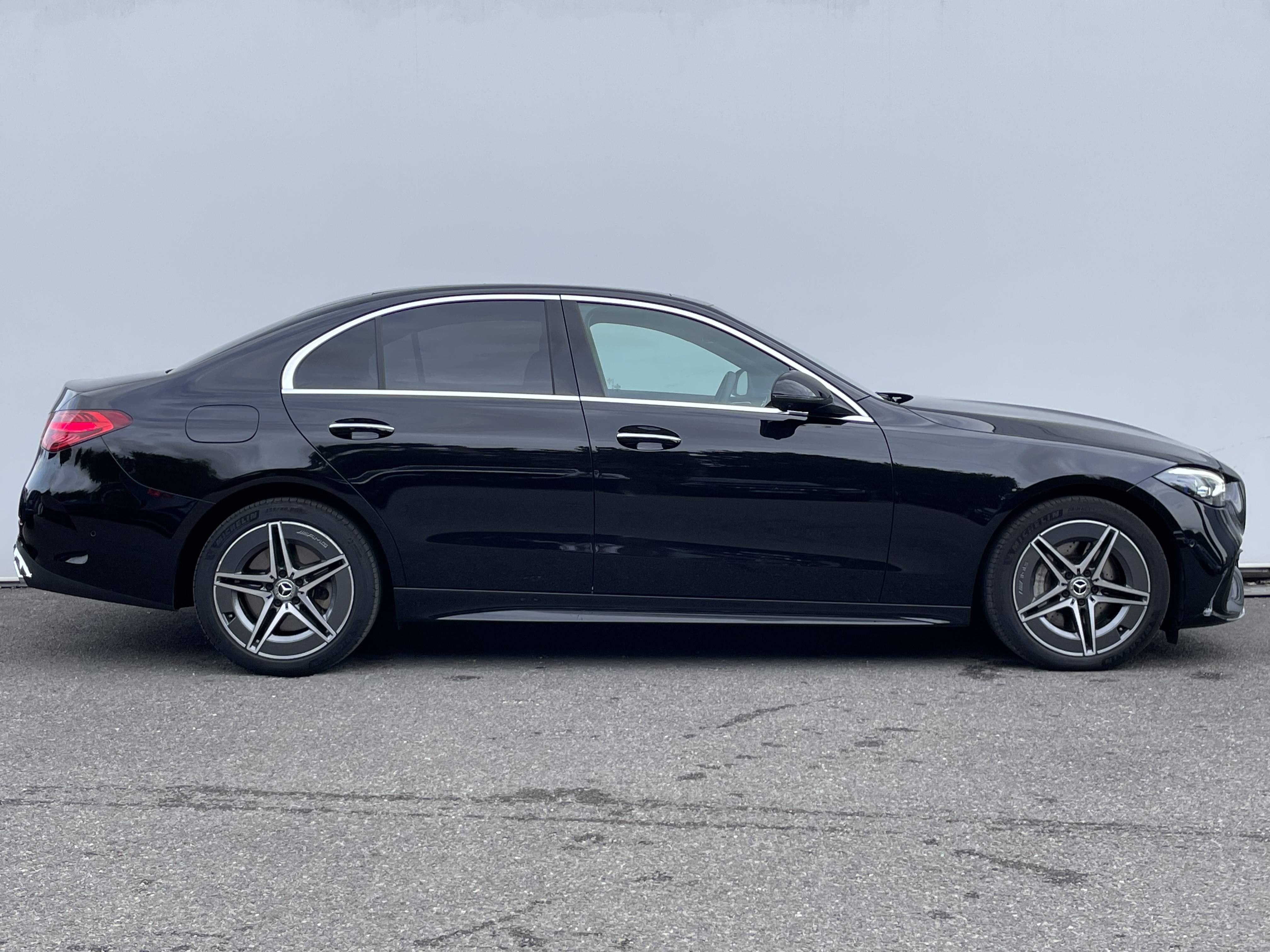 Image Mercedes-Benz CLASSE C BERLINE Classe C 300 de Berline AMG line  CLASSE C 300 DE AMG LINE