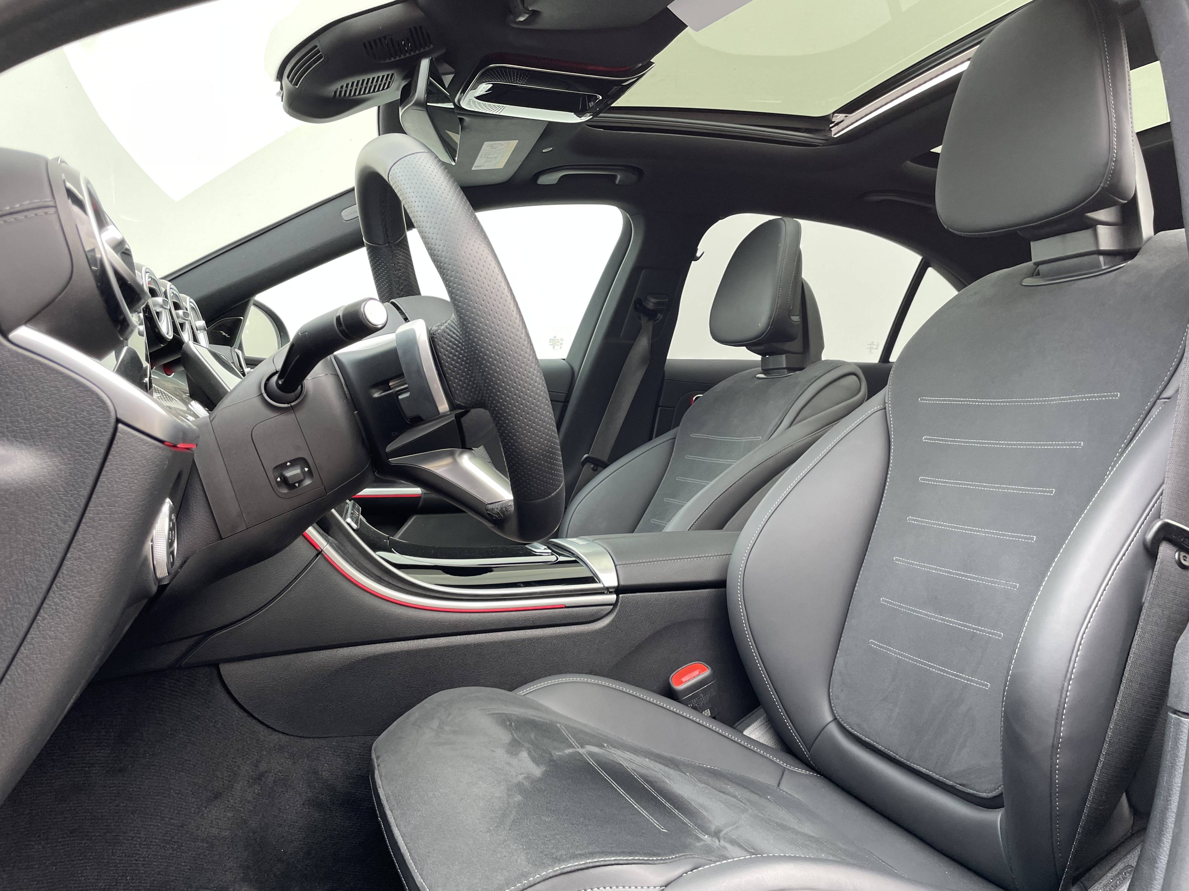 Image Mercedes-Benz CLASSE C BERLINE Classe C 300 de Berline AMG line  CLASSE C 300 DE AMG LINE