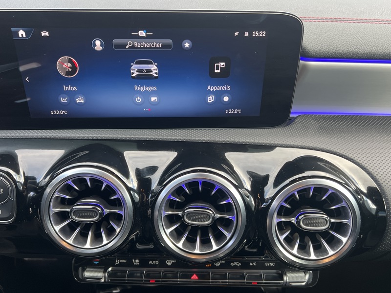 Image Mercedes-Benz CLA SHOOTING BRAKE CLA 200 Shooting Brake AMG Line  