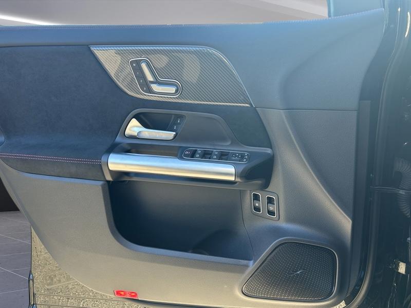 Image Mercedes-Benz GLA 250 e Hybrid EQ AMG Line  GLA 250 e Hybrid EQ AMG Line