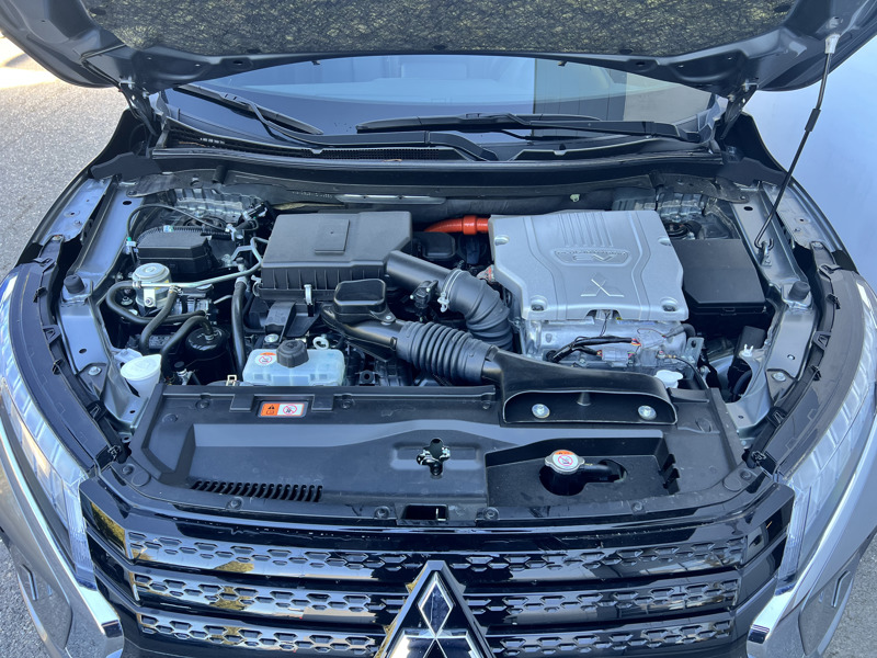 Image Mitsubishi ECLIPSE CROSS 2.4 Twin Motor 4WD Instyle  ECLIPSE CROSS PHEV INSTYLE