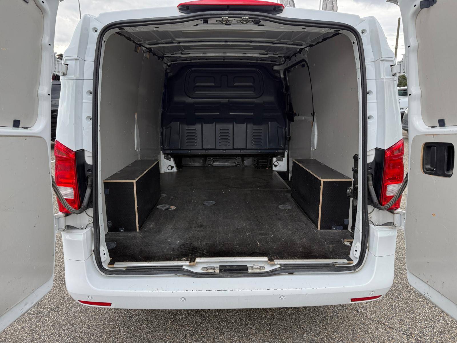 Image Mercedes-Benz VITO 119 CDI Fourgon Long  VITO FOURGON 119 CDI LONG BVA RWD SELECT