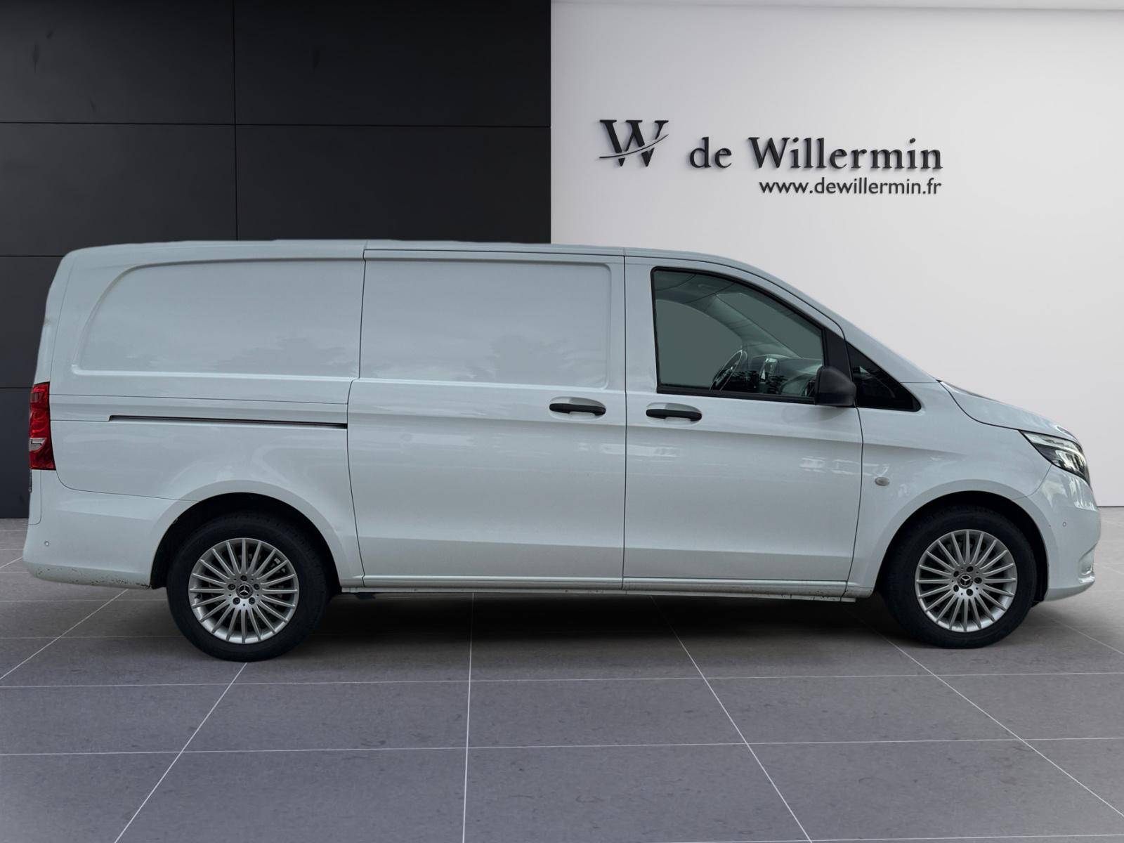 Image Mercedes-Benz VITO 119 CDI Fourgon Long  VITO FOURGON 119 CDI LONG BVA RWD SELECT