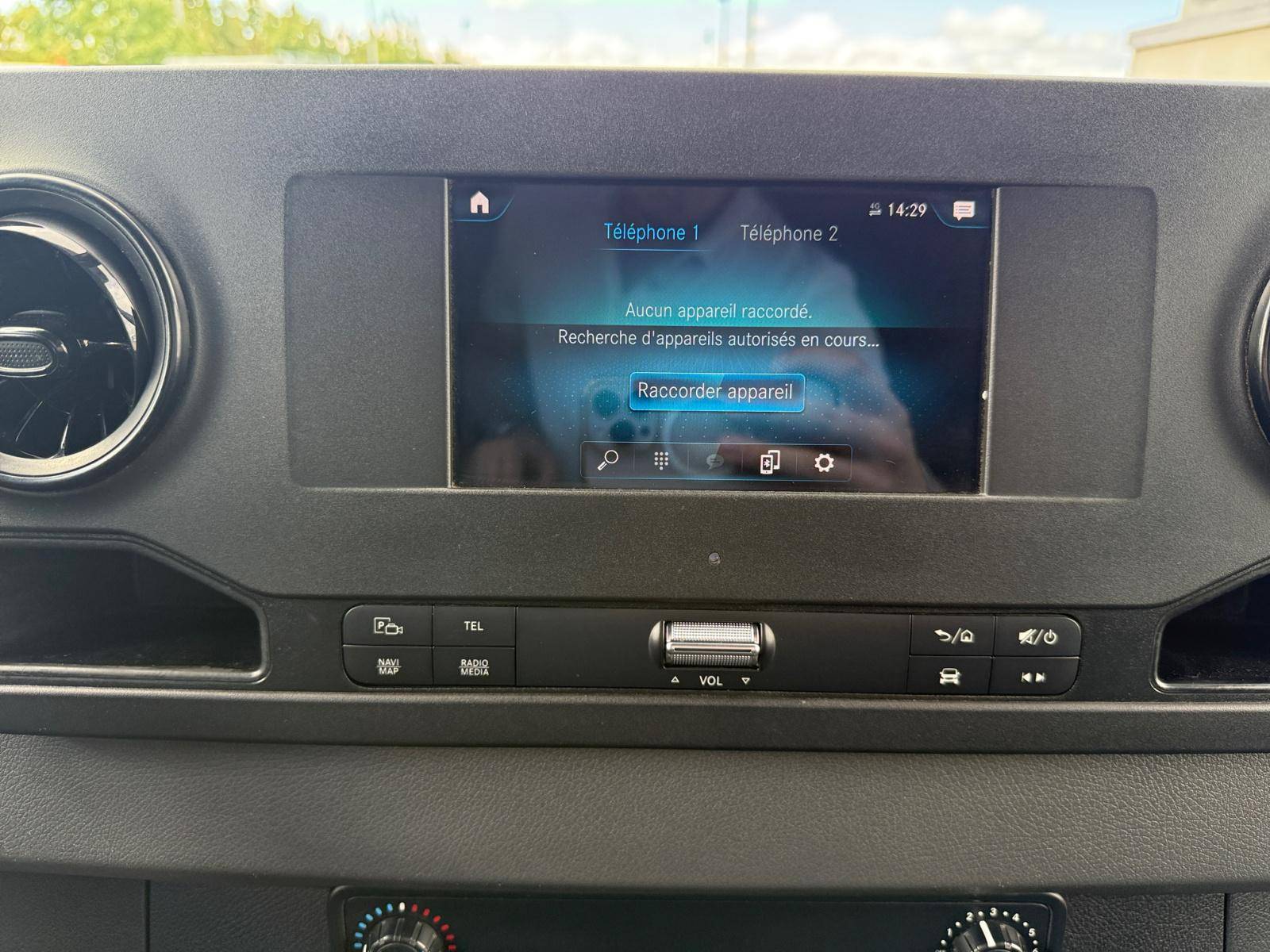 Image Mercedes-Benz SPRINTER 319 CDI Fourgon Toit sureleve Standard  SPRINTER FGN 319 CDI 37 3.5T PROPULSION