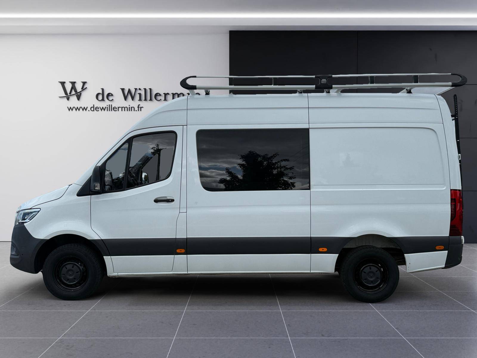 Image Mercedes-Benz SPRINTER 319 CDI Fourgon Toit sureleve Standard  SPRINTER FGN 319 CDI 37 3.5T PROPULSION