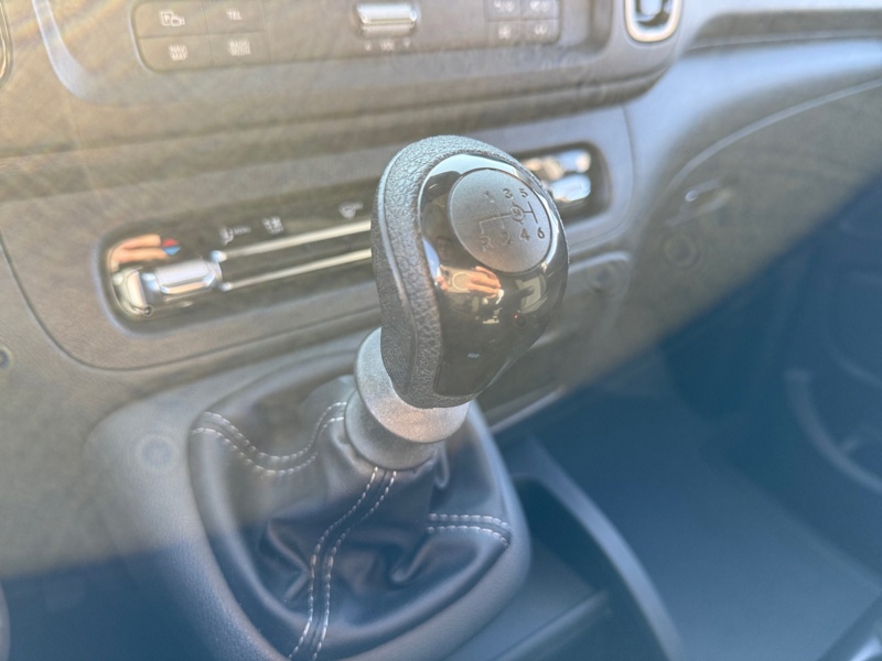 Image Mercedes-Benz VITO 114 CDI Mixto Compact  VITO 114 CDI Mixto CP PRO