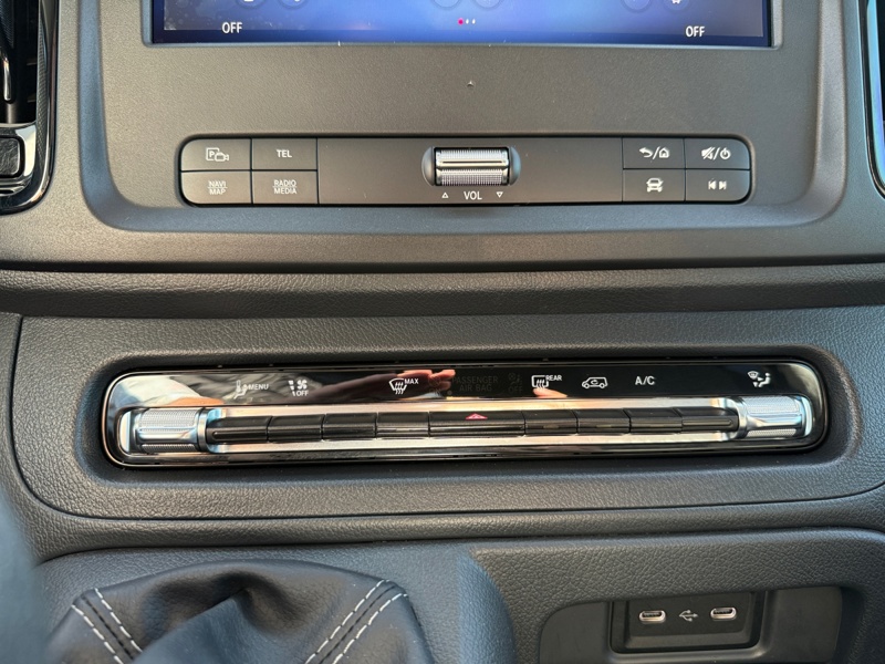 Image Mercedes-Benz VITO 114 CDI Mixto Compact  VITO 114 CDI Mixto CP PRO