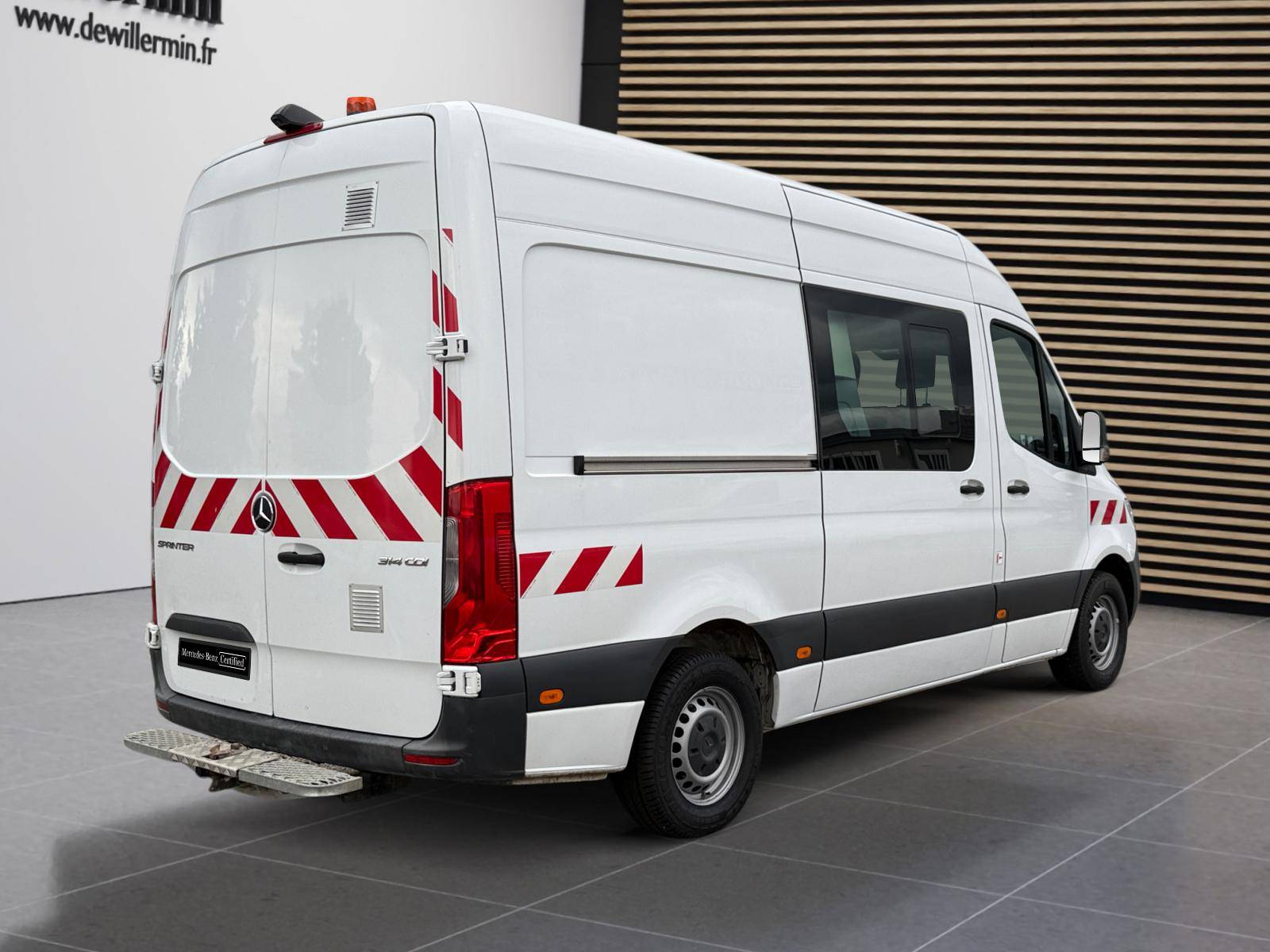 Image Mercedes-Benz SPRINTER 314 CDI Fourgon Toit sureleve Standard  SPRINTER FGN 314 CDI 37 3.5T PROPULSION