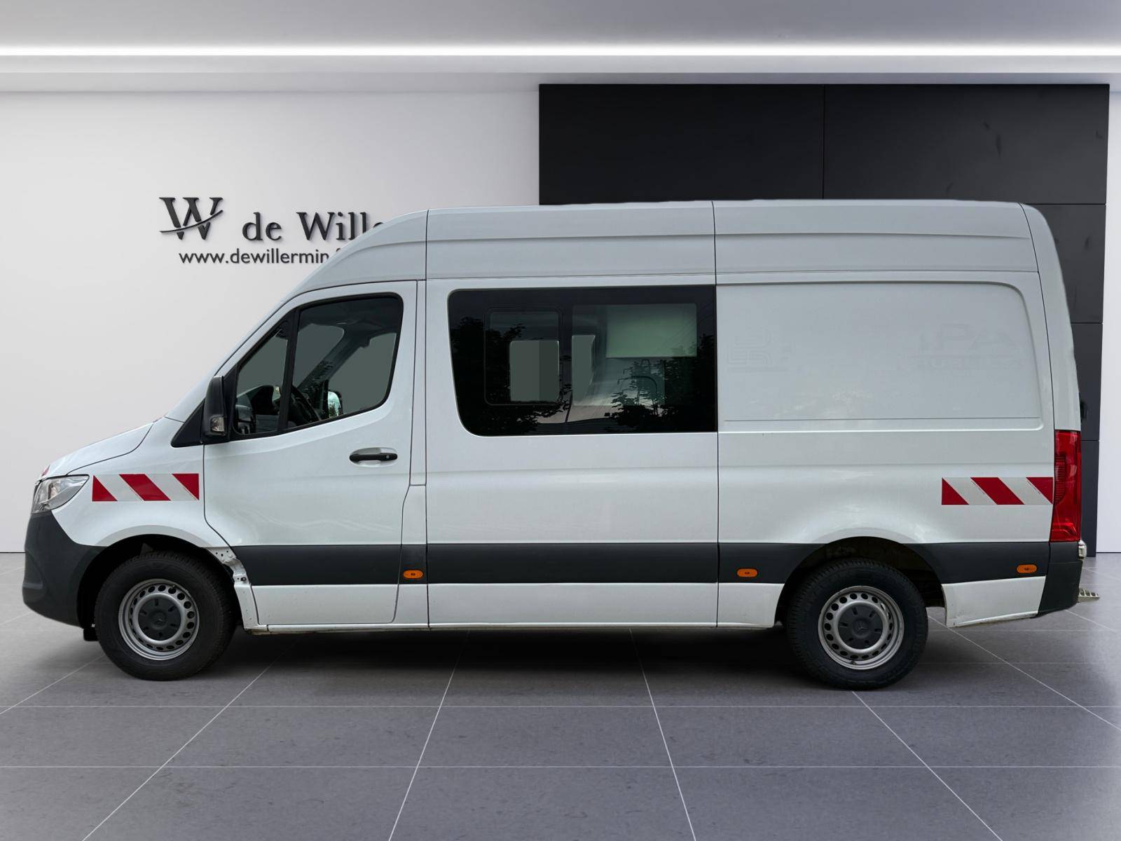 Image Mercedes-Benz SPRINTER 314 CDI Fourgon Toit sureleve Standard  SPRINTER FGN 314 CDI 37 3.5T PROPULSION