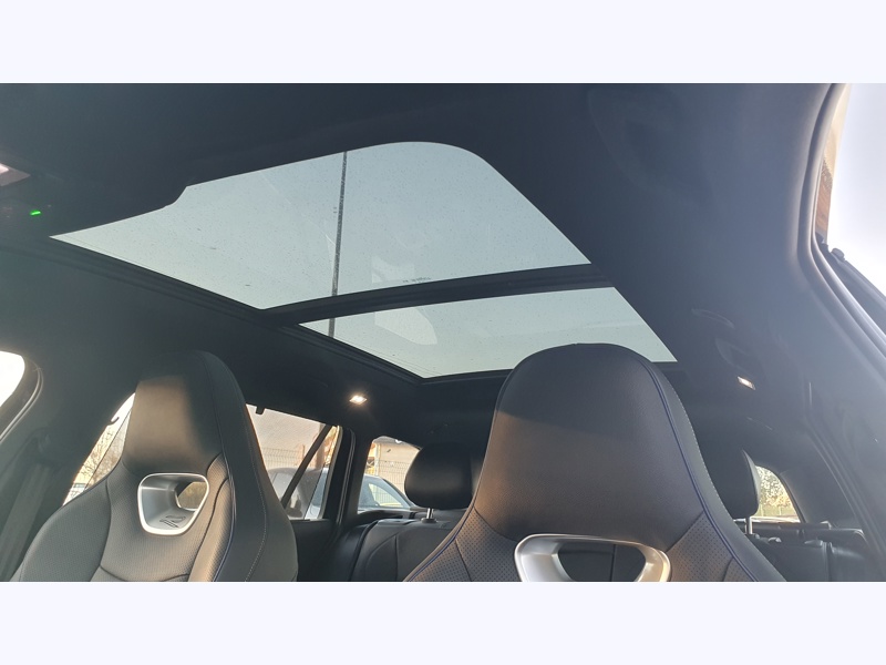 Image Volkswagen PASSAT VARIANT 1.5 eTSI 110 kW R-Line  1.5 150 ch DSG7