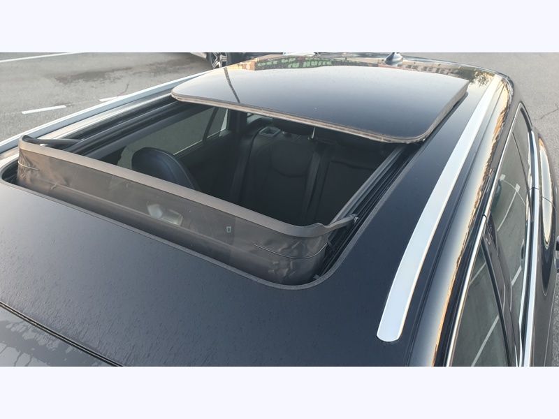 Image Volkswagen PASSAT VARIANT 1.5 eTSI 110 kW R-Line  1.5 150 ch DSG7