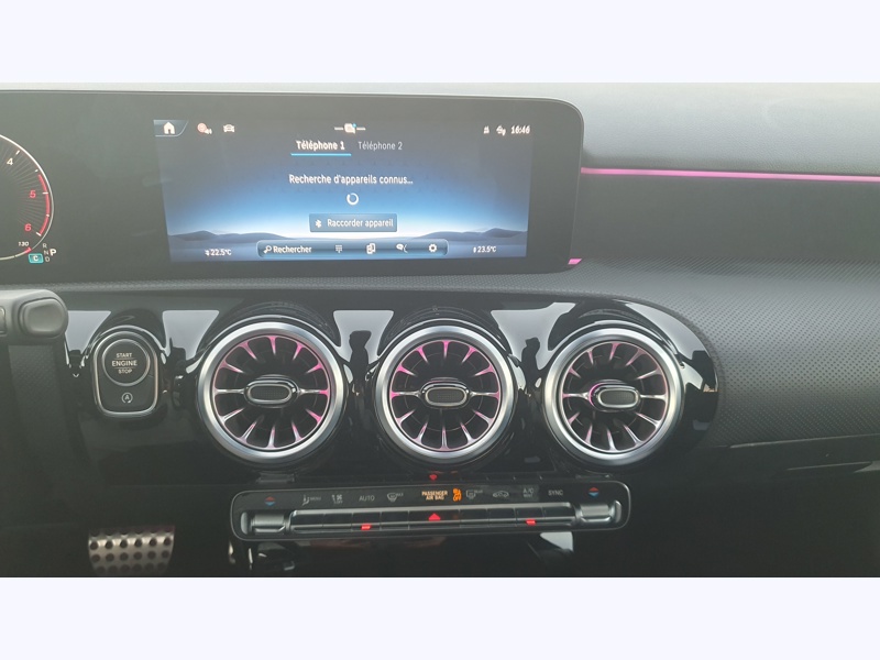 Image Mercedes-Benz CLASSE A 200 d Berline AMG Line  