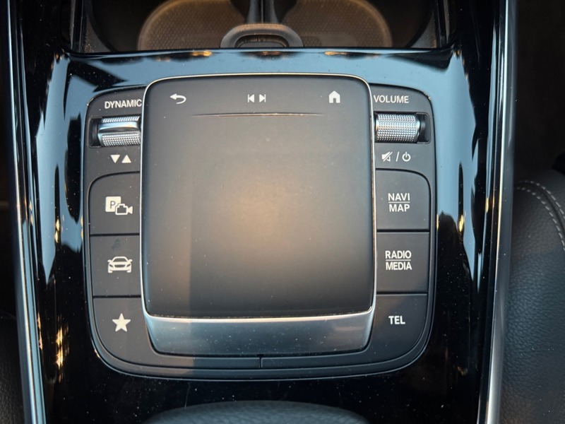 Image Mercedes-Benz GLA 200 d  Progressive Line 8G-DCT  