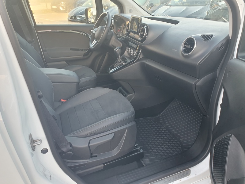 Image Mercedes-Benz CLASSE T Classe T 180 d Style 7G-DCT  