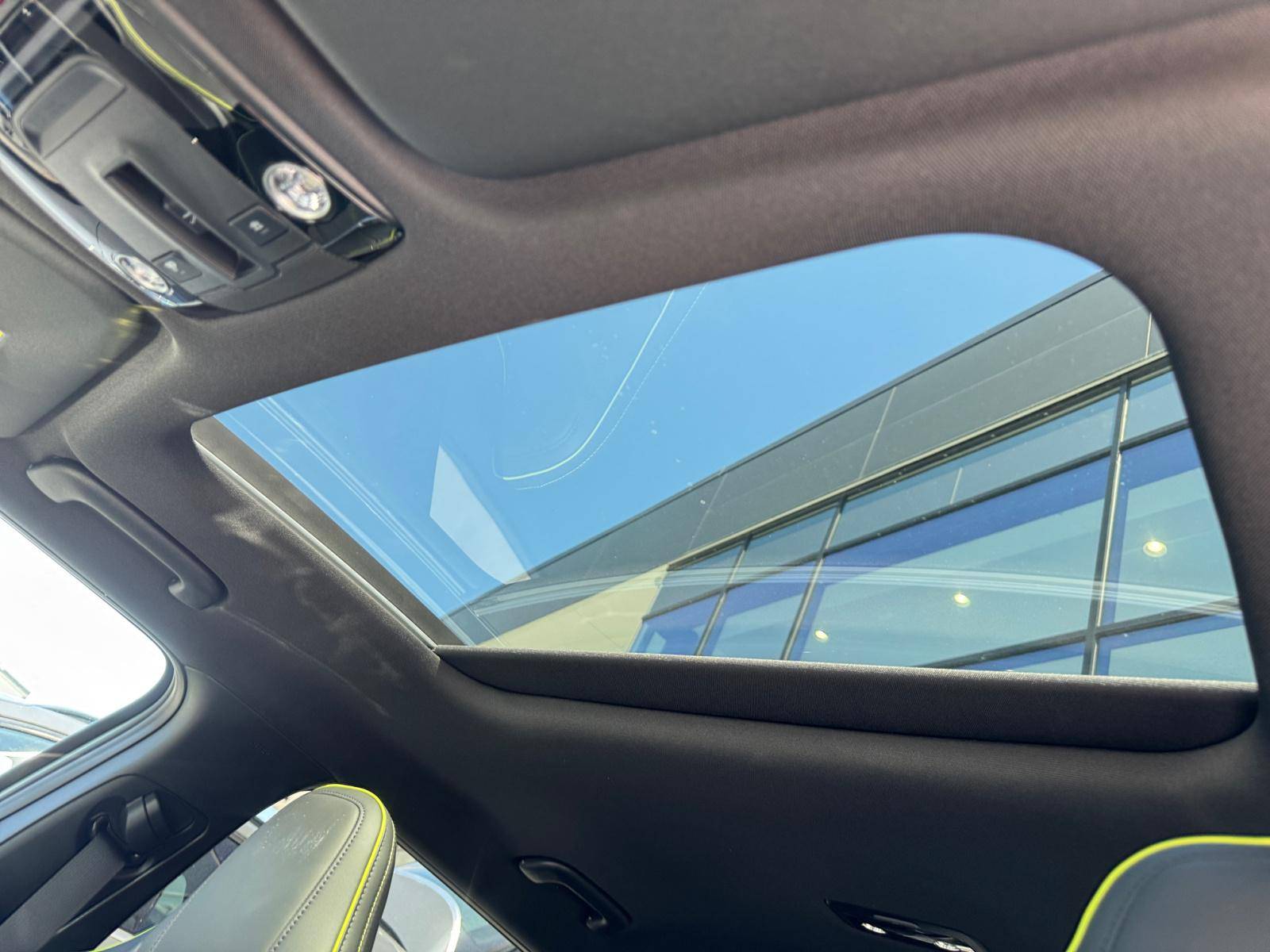 Image Kia EV6 GT 4WD   585 ch 