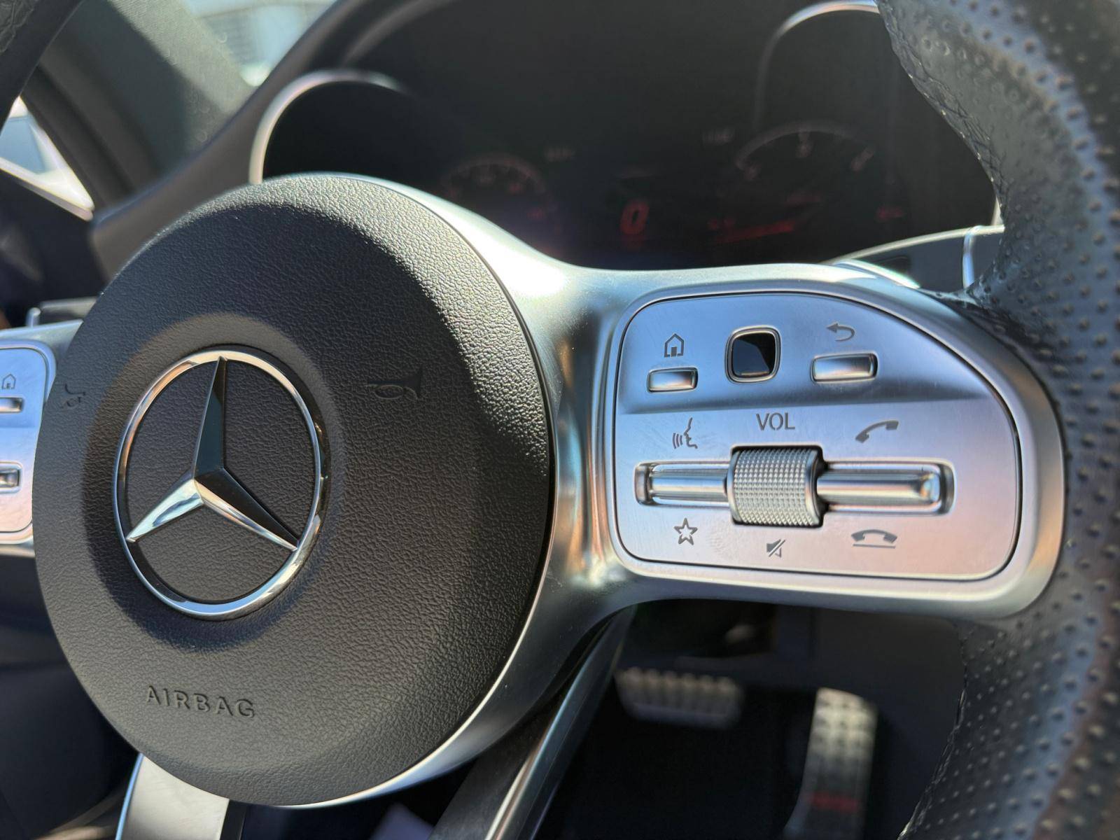 Image Mercedes-Benz CLASSE C COUPÉ Classe C 220 d Coupé AMG Line  AMG LINE