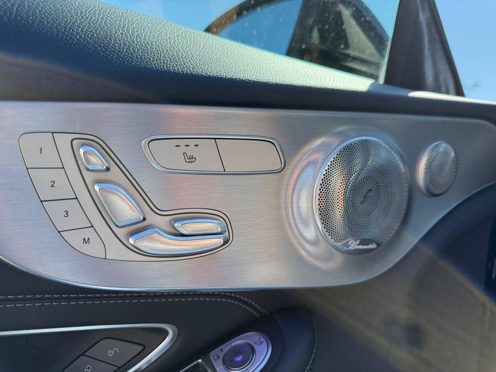 Image Mercedes-Benz CLASSE C COUPÉ Classe C 220 d Coupé AMG Line  AMG LINE