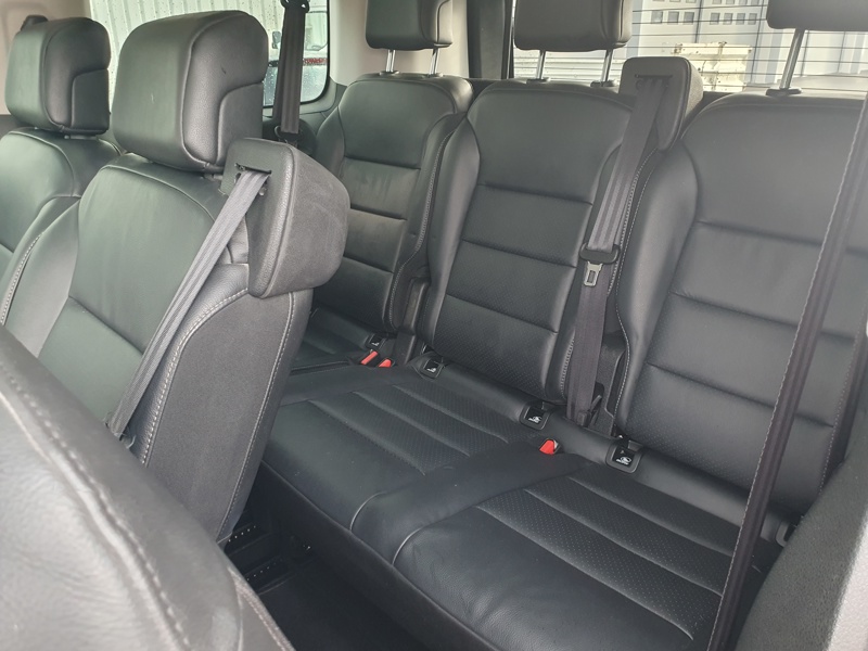 Image Peugeot TRAVELLER 2.0 BLUEHDI 180 S&S EAT6 STANDARD ALLURE  2.0 177 ch EAT6