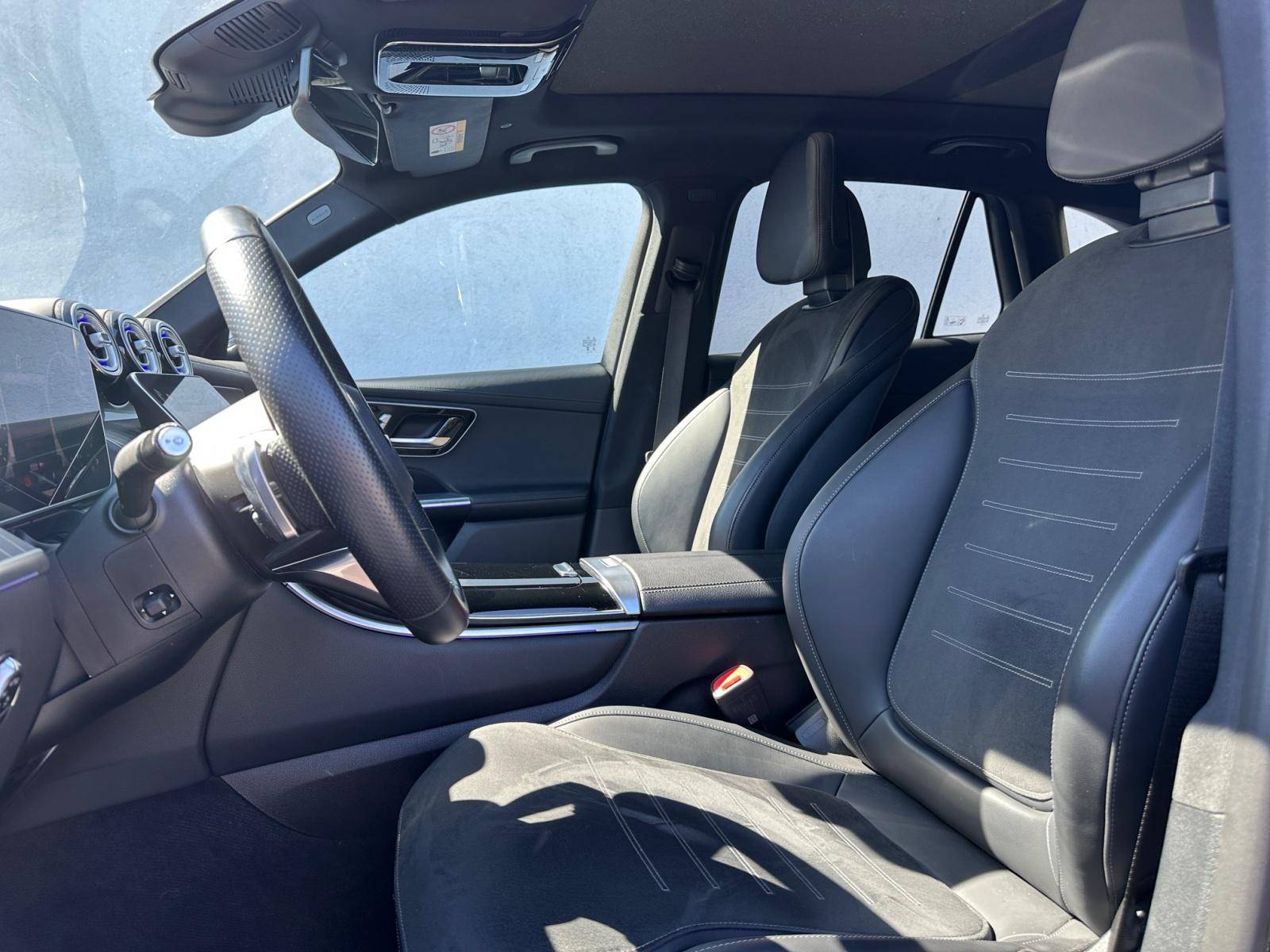 Image Mercedes-Benz GLC SUV GLC 300 de Hybrid EQ 4MATIC AMG Line  GLC 300 de 9G-Tronic 4Matic AMG Line