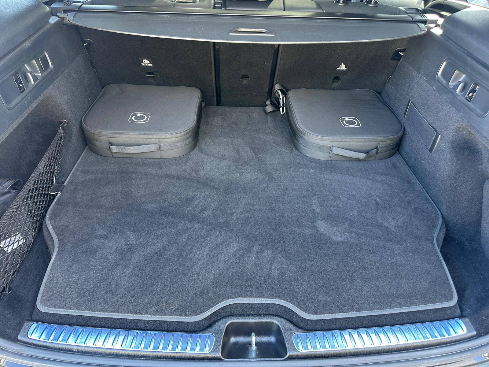 Image Mercedes-Benz GLC SUV GLC 300 de Hybrid EQ 4MATIC AMG Line  GLC 300 de 9G-Tronic 4Matic AMG Line