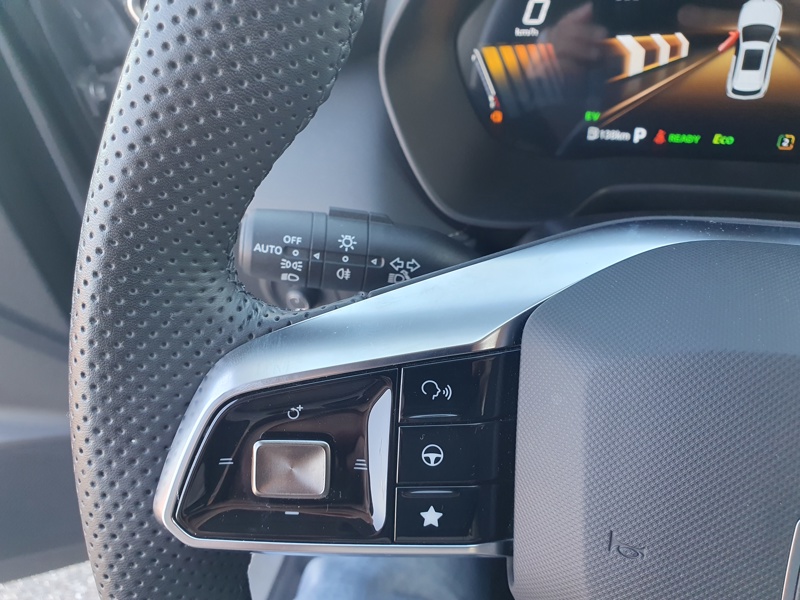 Image MG ZS 1.5L 197ch Hybrid+ Luxury 1,5 L 197 ch 