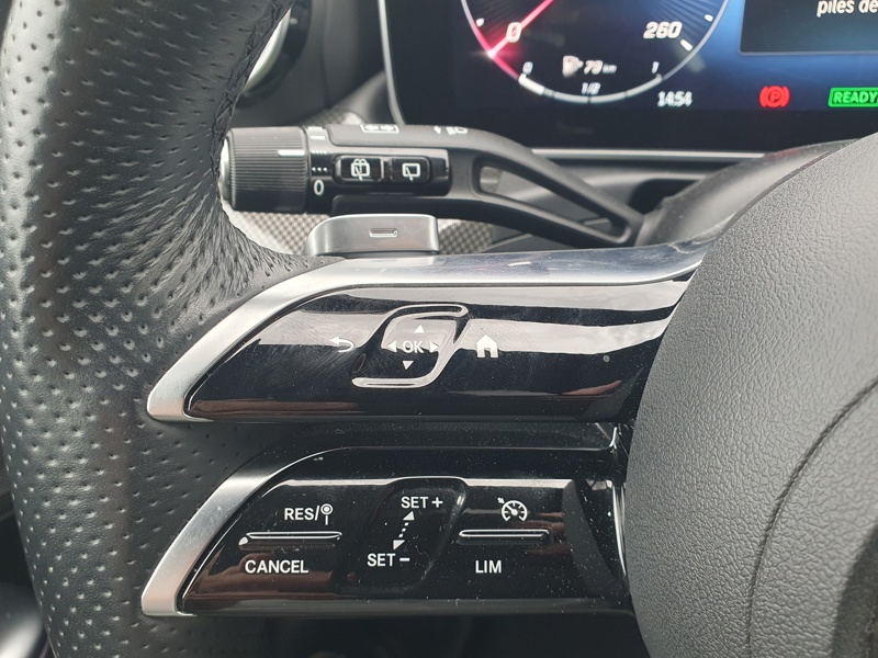 Image Mercedes-Benz CLASSE C BREAK Classe C 300 e Break AMG line  Classe C 300 e Hybrid EQ Break AMG Line