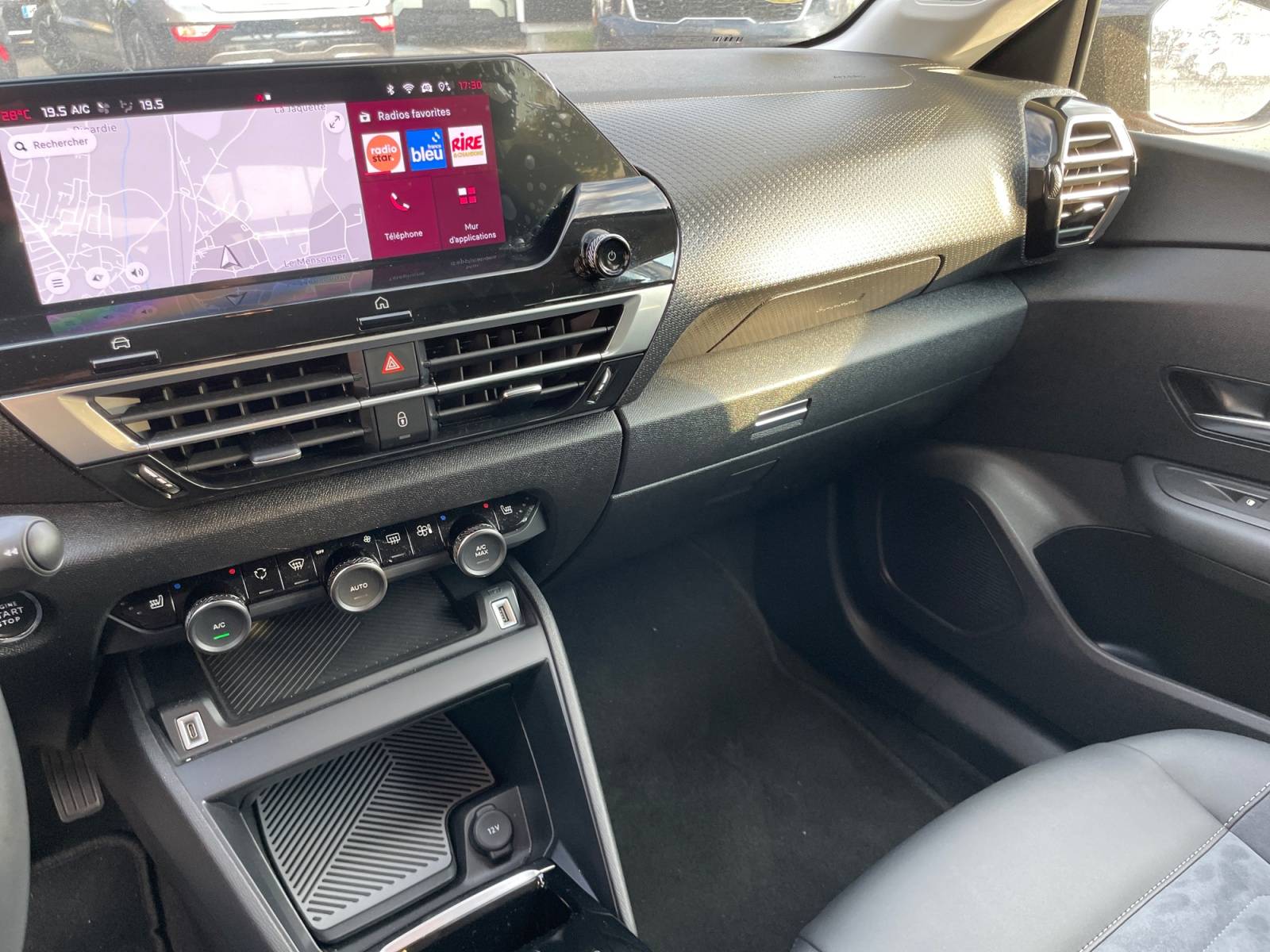 Image Citroën C4 BERLINE Max  1.5 131 ch BVA8