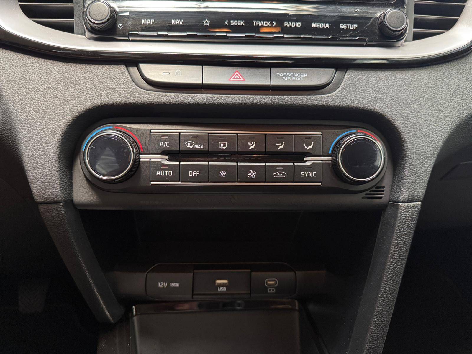 Image Kia CEED 1.6 CRDI 136 ISG IBVM6 MHEV ACTIVE  CEED 1.6 CRDi 136 ch MHEV iBVM6 Active