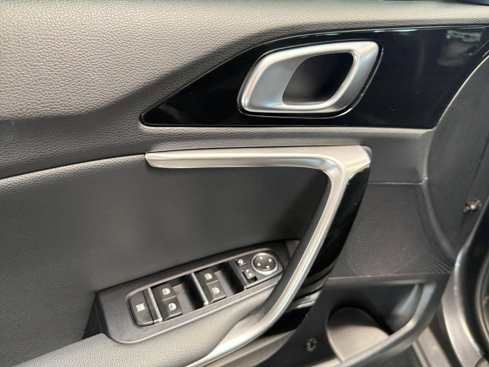 Image Kia CEED 1.6 CRDI 136 ISG IBVM6 MHEV ACTIVE  CEED 1.6 CRDi 136 ch MHEV iBVM6 Active