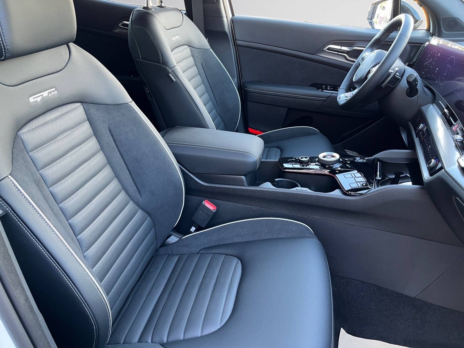 Image Kia SPORTAGE 1.6 T-GDI 210 HEV AUTO GT-LINE PREMIUM  SPORTAGE GTL PREM HEV 210 BITON MY25