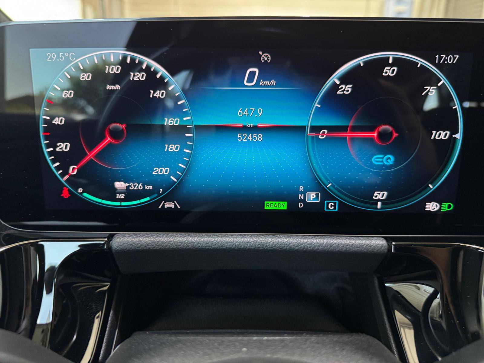 Image Mercedes-Benz EQA 250 Limited Edition  EQA 250 190 ch Limited Edition