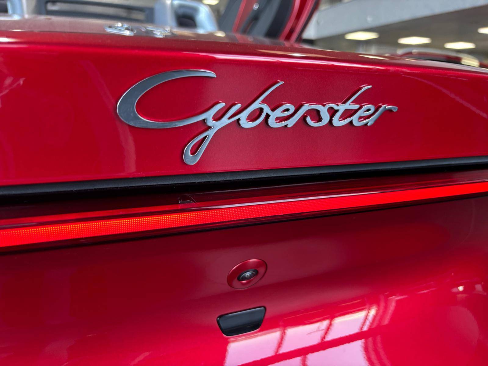 Image MG CYBERSTER DYNAMIC RED 375 kW 510 ch 