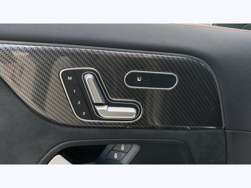 Image Mercedes-Benz GLA 250 e AMG Line  