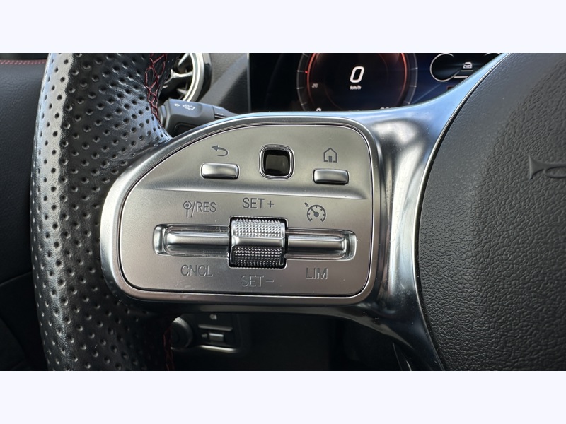 Image Mercedes-Benz GLA 250 e AMG Line  