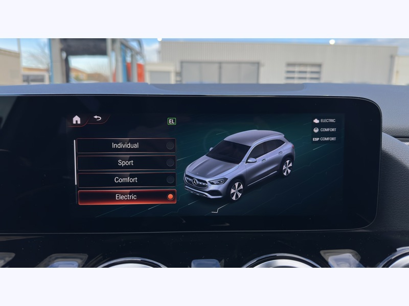 Image Mercedes-Benz GLA 250 e AMG Line  