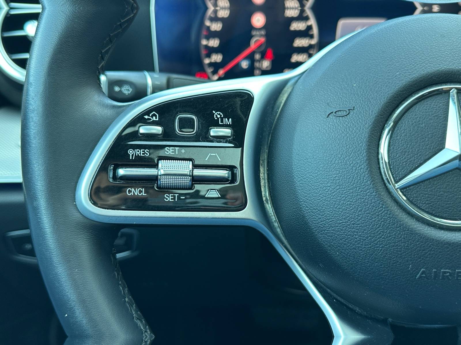 Image Mercedes-Benz CLASSE E BERLINE E 400 d 4MATIC Berline Fascination  E 400 d 4MATIC Berline Fascination