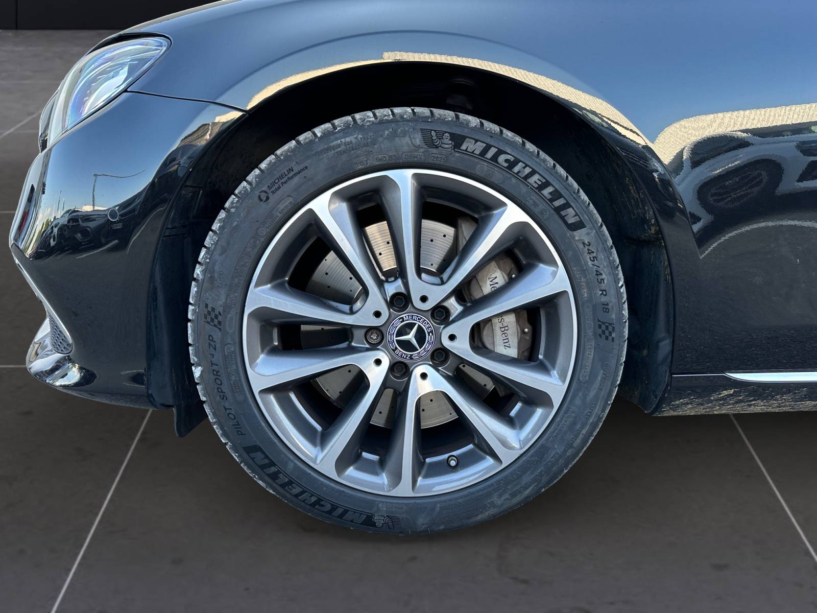 Image Mercedes-Benz CLASSE E BERLINE E 400 d 4MATIC Berline Fascination  E 400 d 4MATIC Berline Fascination