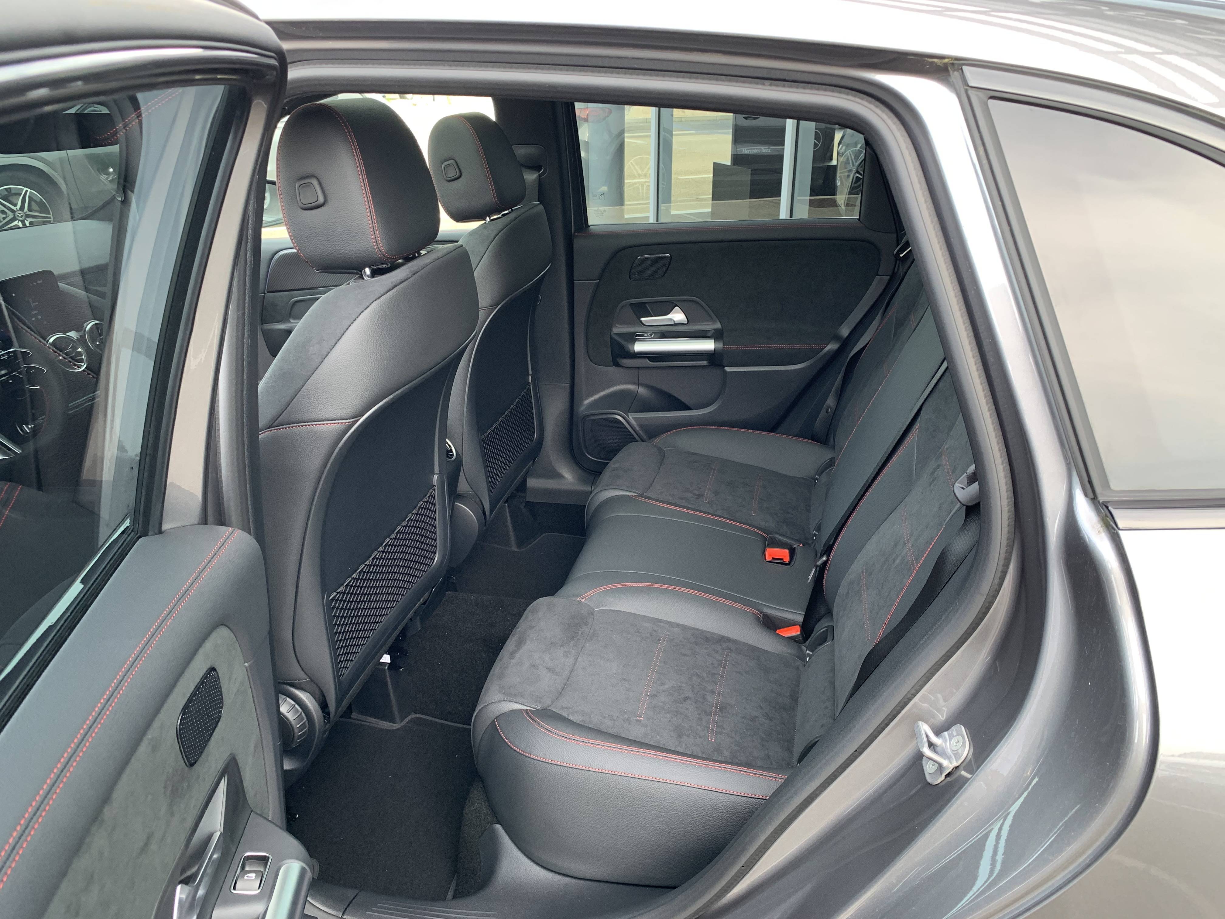 Image Mercedes-Benz CLASSE B 250 e Hybrid EQ AMG Line  Classe B 250 e Hybrid EQ AMG Line